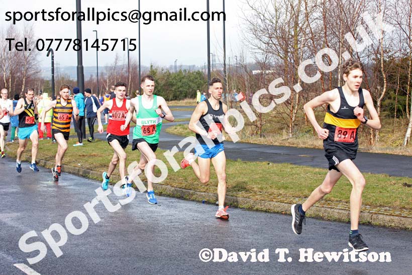 Senior mens Good Friday Elswick Harriers Relay, Newburn, Newcastle. Photo: David T. Hewitson/Sports for All Pics